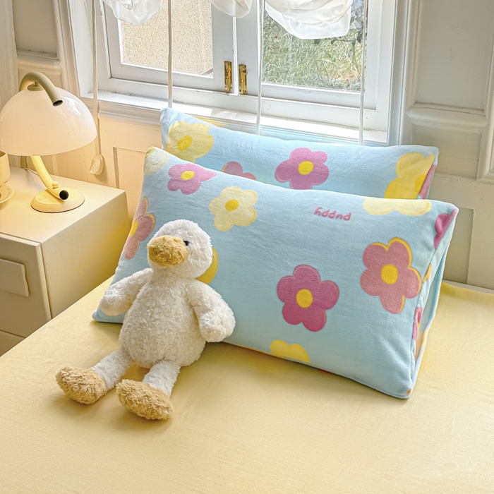 91家纺网 家纺一手货源 找家纺 2025新款小清新双面牛奶绒四件套 繁花