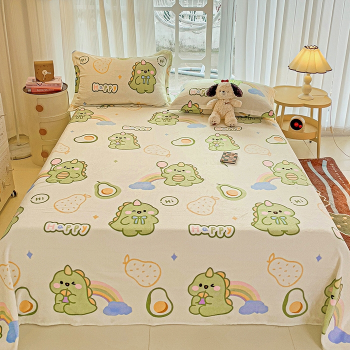 91家纺网 家纺一手货源 找家纺 名兮家居 2024新款时尚卡通风高克重牛奶绒床单-盖毯 彩虹奶龙