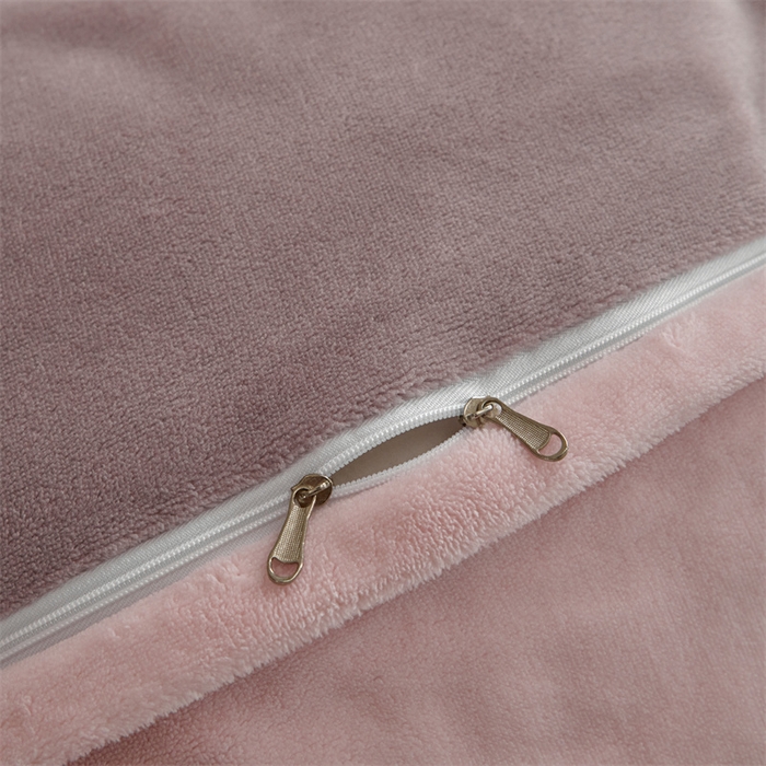 91家纺网 家纺一手货源 找家纺 启程家纺 2024新款A类加厚230克纯色双拼牛奶绒四件套 香芋紫+浅粉