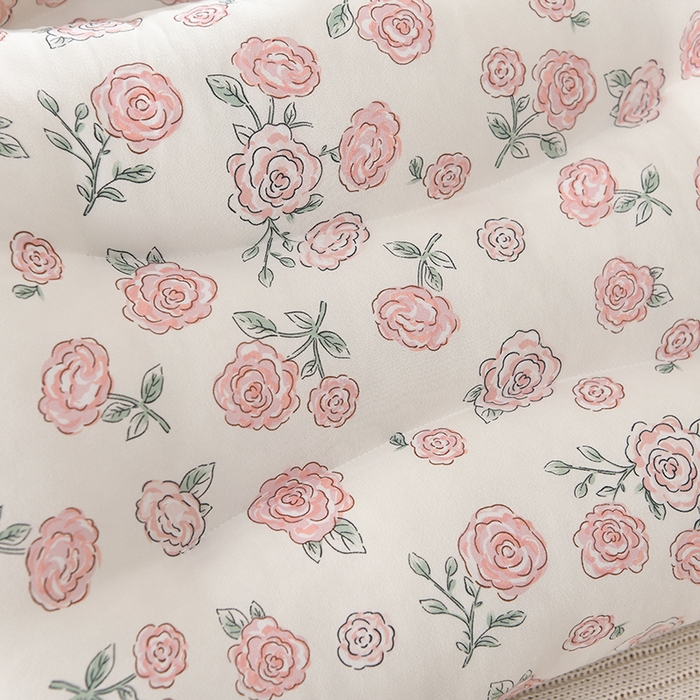 91家纺网 家纺一手货源 找家纺 圣楚家纺 2024新款云朵护颈枕枕头枕芯45*60cm 花香