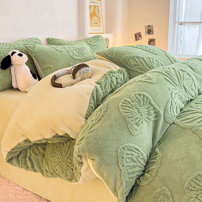 91家纺网 家纺一手货源 找家纺 梦之岛 2024新款高克重提花雕花牛奶绒四件套 蝴蝶公主-黄绿