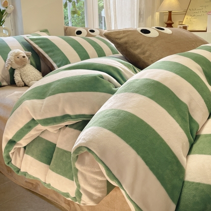 寐居家纺 2024新款大眼条纹牛奶绒毛巾绣四件套 荷尔蒙