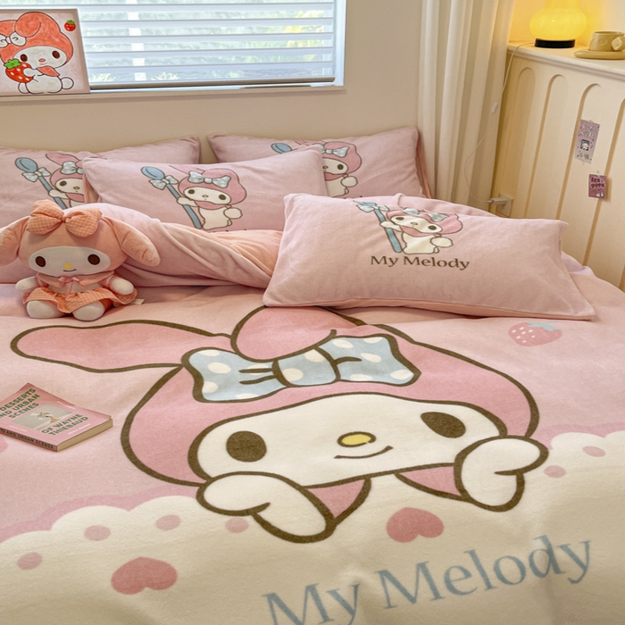 91家纺网 家纺一手货源 找家纺 金爱家 2024新款三丽鸥大版加厚牛奶绒四件套-第二批 绒R萌萌美乐蒂