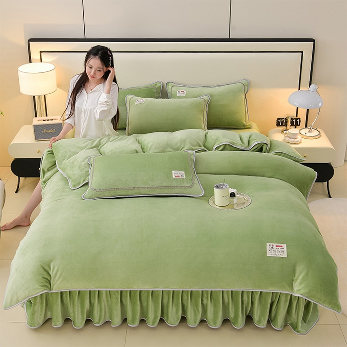 91家纺网 家纺一手货源 找家纺 绒品荟家纺 2025新款直播热款高克重8.5斤牛奶绒法莱绒水晶金貂法莱绒纯色四件套 青苹果绿