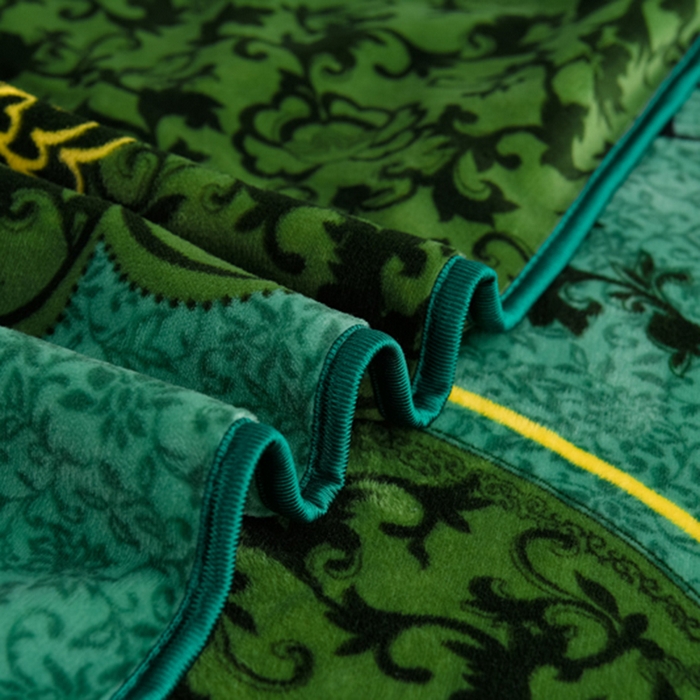 91家纺网 家纺一手货源 找家纺 阿亮家居 2024新款8.5斤保暖牛奶绒金貂绒床裙款四件套 绿野仙踪