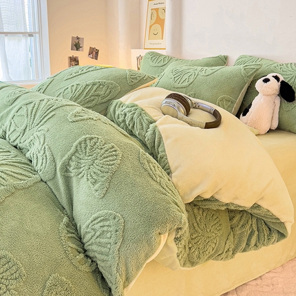 梦之岛 2024新款高克重提花雕花牛奶绒四件套 蝴蝶公主-黄绿