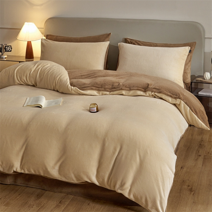 91家纺网 家纺一手货源 找家纺 启程家纺 2024新款A类加厚230克纯色双拼牛奶绒四件套 奶咖+奶茶咖