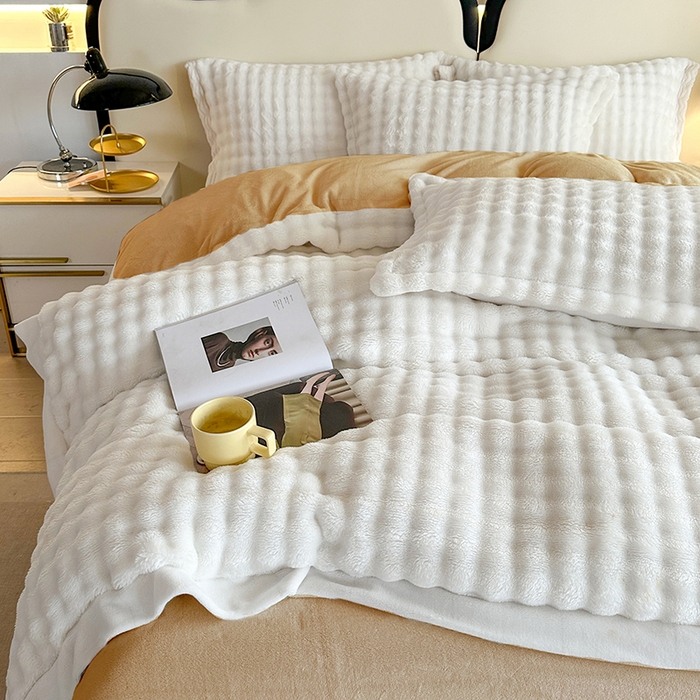 91家纺网 家纺一手货源 找家纺 芸锦豪 2024新款仿兔毛小泡泡兔兔绒兔毛绒四件套 纯白