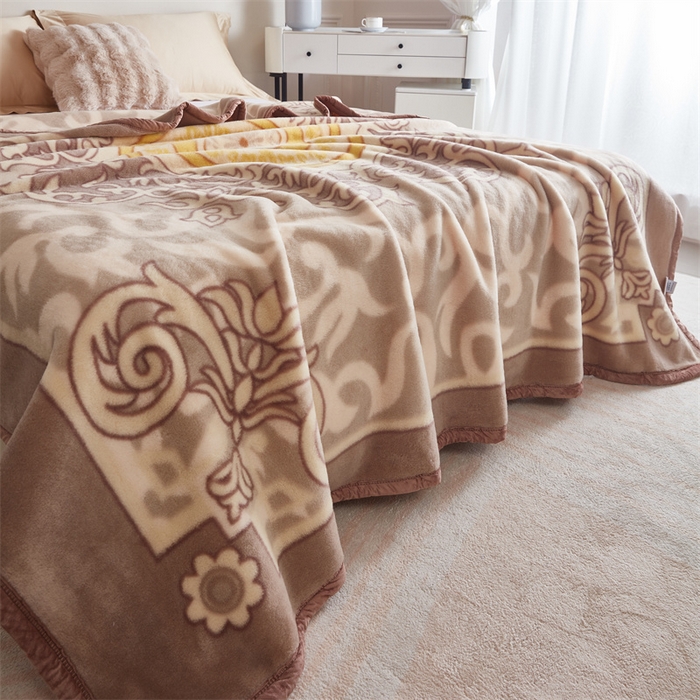 91家纺网 家纺一手货源 找家纺 2024新款柔软欧式轻奢真羊毛毛毯毯子 皇储世家