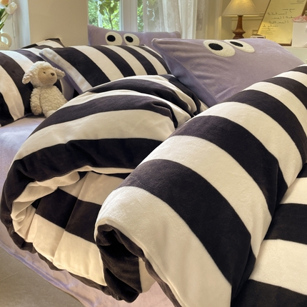 寐居家纺 2024新款大眼条纹牛奶绒毛巾绣四件套 赫本
