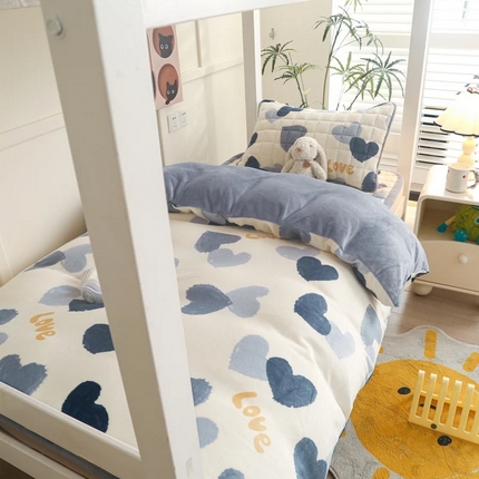 91家纺网 家纺一手货源 找家纺 （总）爱思凯家纺 2025新款A类牛奶绒学生床褥三件套-初心系列