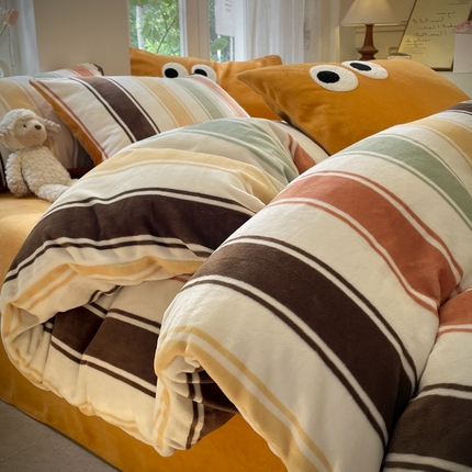 寐居家纺 2024新款大眼条纹牛奶绒毛巾绣四件套 古奈