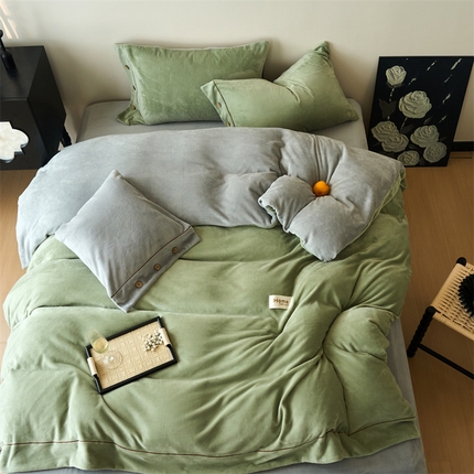 91家纺网 家纺一手货源 找家纺 （总）兰紫橙家纺 2025新款纯色牛奶绒纽扣款四件套