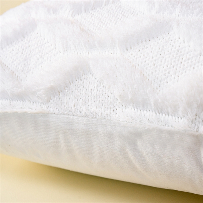 91家纺网 家纺一手货源 找家纺 （总）品尚嘉 跨境亚马逊ins毛绒抱枕套纯色几何菱形沙发靠垫