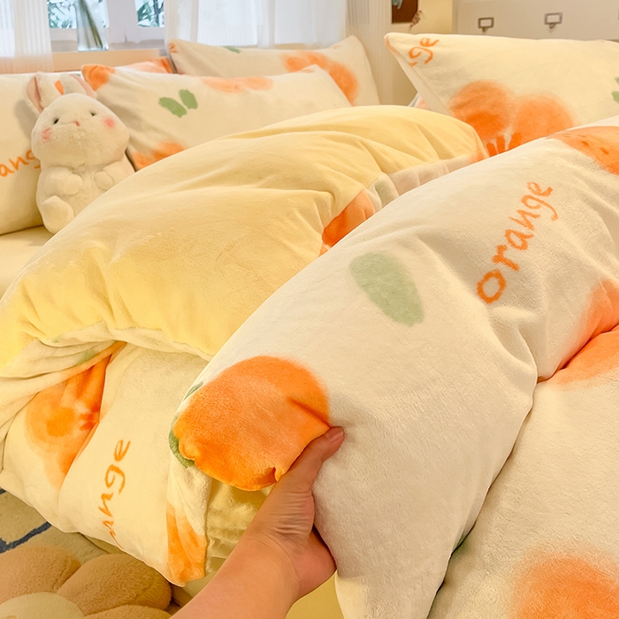 91家纺网 家纺一手货源 找家纺 慕澄家纺 2024新款小清新可爱印花牛奶绒加厚保暖四件套 橙意满满