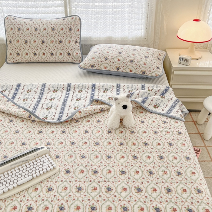 91家纺网 家纺一手货源 找家纺 茉夕家纺 2024新款奶芙纯棉印花牛奶绒水洗床盖 奶芙-春暖花开