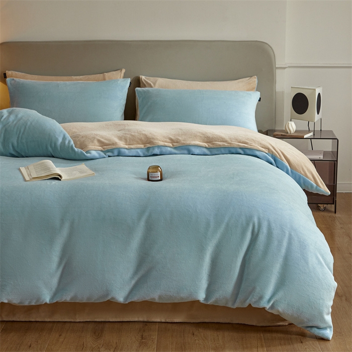 91家纺网 家纺一手货源 找家纺 启程家纺 2024新款A类加厚230克纯色双拼牛奶绒四件套 天蓝+奶咖