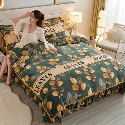 阿亮家居 2024新款8.5斤保暖牛奶绒金貂绒床裙款四件套 落叶知秋