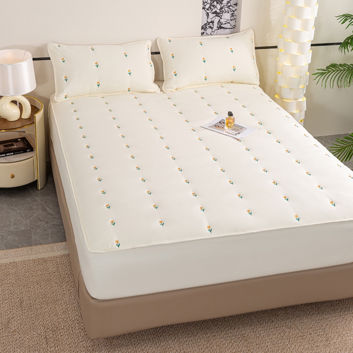 91家纺网 家纺一手货源 找家纺 米柳家纺 2024新款水洗棉大豆夹棉床笠 郁金香-米白