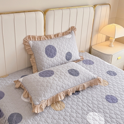 91家纺网 家纺一手货源 找家纺 （总）爱妮玖玖家纺 2024新款全棉印花小蕾丝花边夹棉枕套