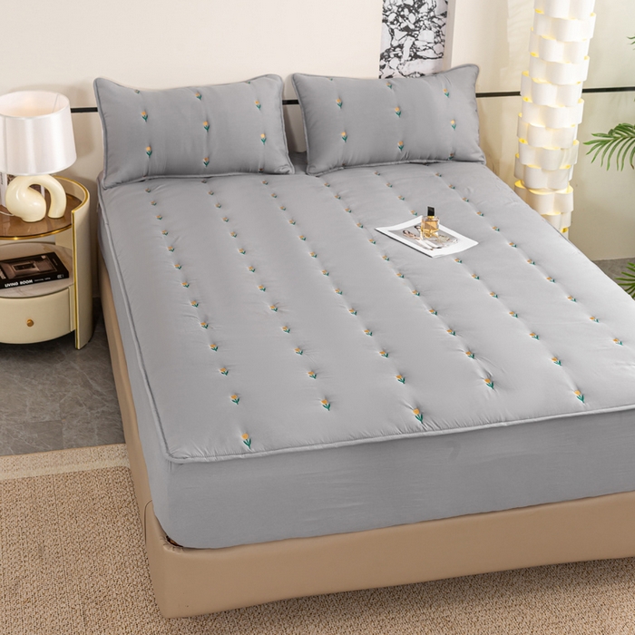 91家纺网 家纺一手货源 找家纺 米柳家纺 2024新款水洗棉大豆夹棉床笠 郁金香-雅灰