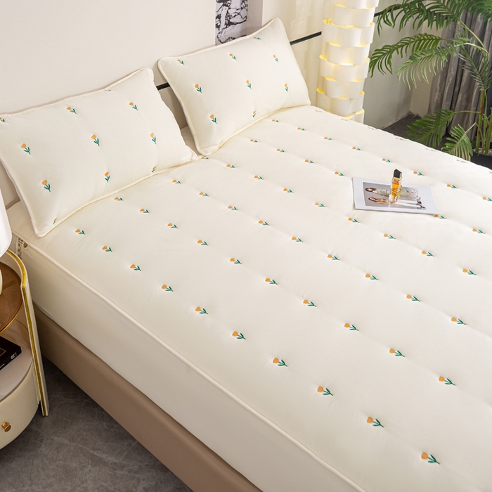 91家纺网 家纺一手货源 找家纺 米柳家纺 2024新款水洗棉大豆夹棉床笠 郁金香-米白