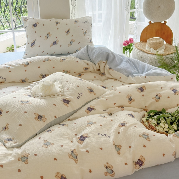 91家纺网 家纺一手货源 找家纺 木楌  2025新款全棉A类皱皱纱印花四件套 彼得熊