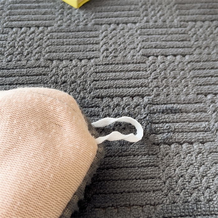 91家纺网 家纺一手货源 找家纺 丝幔家纺 2025新款A类暖绒提花雕花绒保暖四件套 星空灰