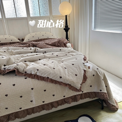 佰织鑫家居 2024新款秋冬全棉法式床盖款豆豆被四件套 甜心格