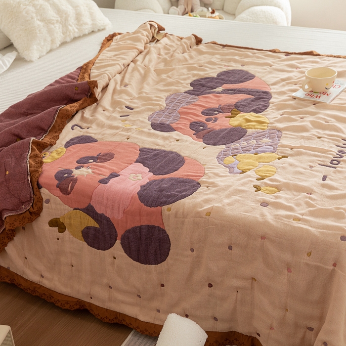 91家纺网 家纺一手货源 找家纺 乐家毛巾被 2024新款十层纱布泡芙被 两只熊猫粉