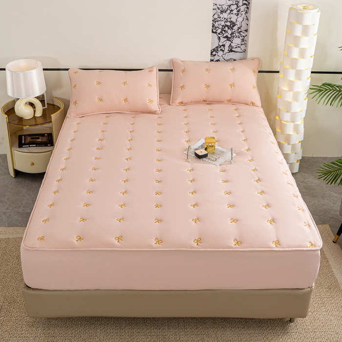 91家纺网 家纺一手货源 找家纺 米柳家纺 2024新款水洗棉大豆夹棉床笠 蝴蝶结-粉玉