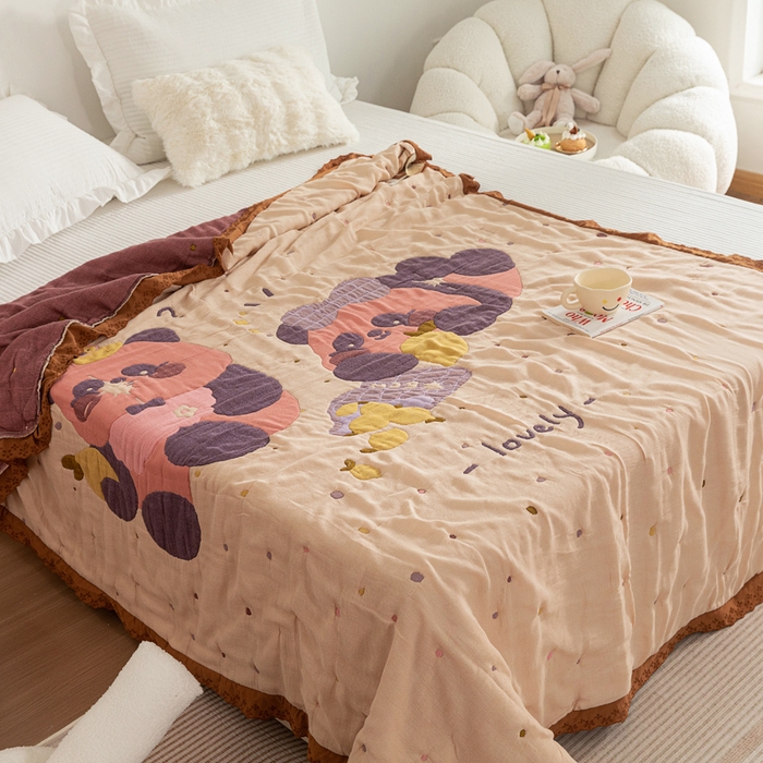 91家纺网 家纺一手货源 找家纺 乐家毛巾被 2024新款十层纱布泡芙被 两只熊猫粉