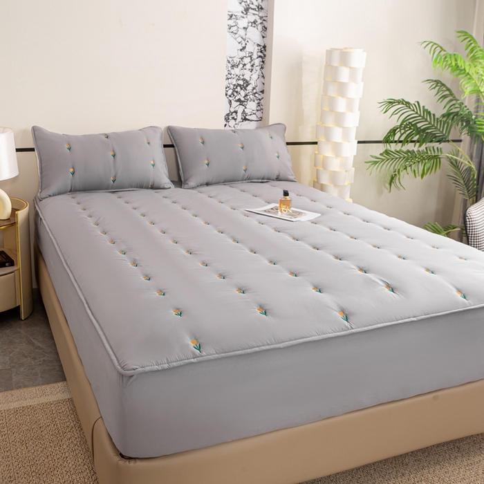 91家纺网 家纺一手货源 找家纺 米柳家纺 2024新款水洗棉大豆夹棉床笠 郁金香-雅灰