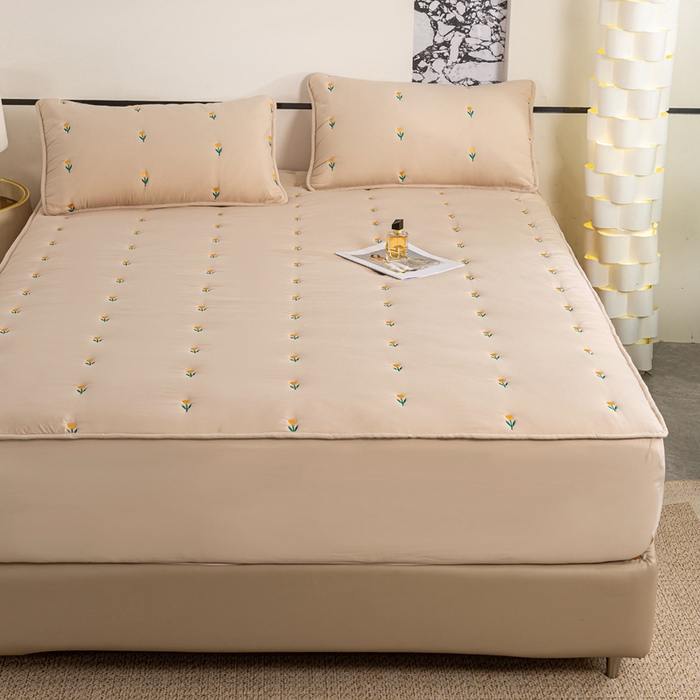 91家纺网 家纺一手货源 找家纺 米柳家纺 2024新款水洗棉大豆夹棉床笠 郁金香-浅咖