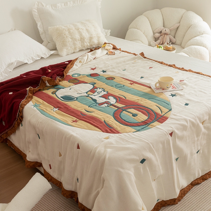 91家纺网 家纺一手货源 找家纺 乐家毛巾被 2024新款十层纱布泡芙被 白底史努比