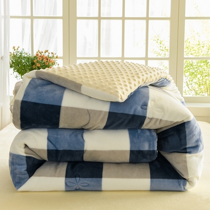 91家纺网 家纺一手货源 找家纺 （总）圣靓家纺 2025新款牛奶豆豆绒印花保暖冬被