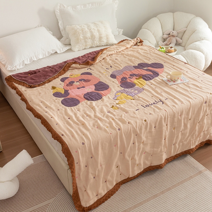 91家纺网 家纺一手货源 找家纺 乐家毛巾被 2024新款十层纱布泡芙被 两只熊猫粉