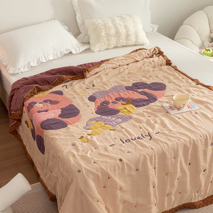 91家纺网 家纺一手货源 找家纺 乐家毛巾被 2024新款十层纱布泡芙被 两只熊猫粉