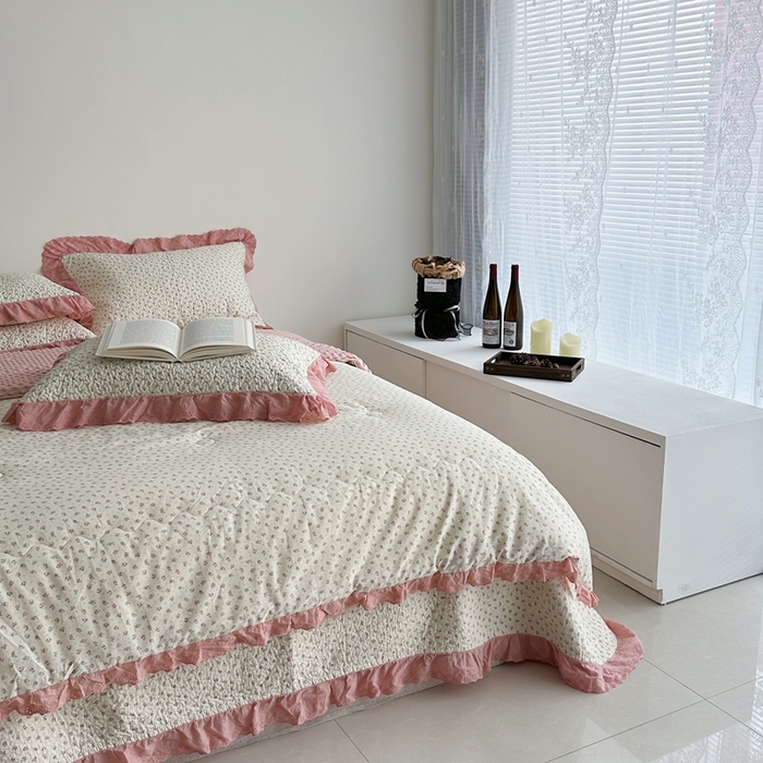 91家纺网 家纺一手货源 找家纺 佰织鑫家居 2024新款秋冬全棉法式床盖款豆豆被四件套 花蜜