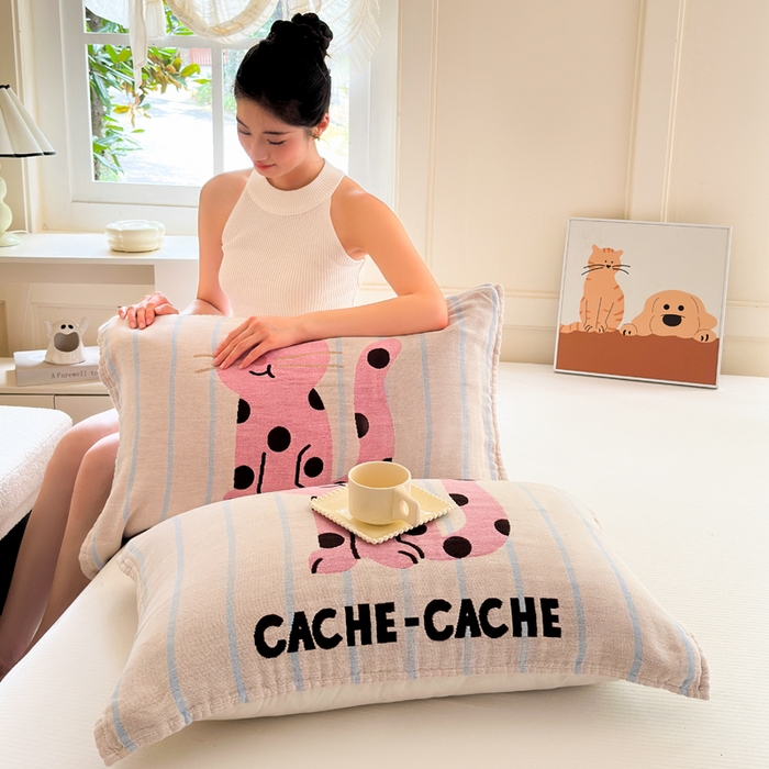 91家纺网 家纺一手货源 找家纺 朴尔家纺-毛巾被 2024新款纯棉纱布枕巾一对装家用全棉吸汗枕头毛巾加大防滑防头油情侣学生 粉红猫52*75cm一对