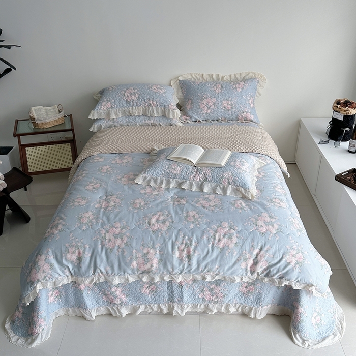 91家纺网 家纺一手货源 找家纺 佰织鑫家居 2024新款秋冬全棉法式床盖款豆豆被四件套 苏里南