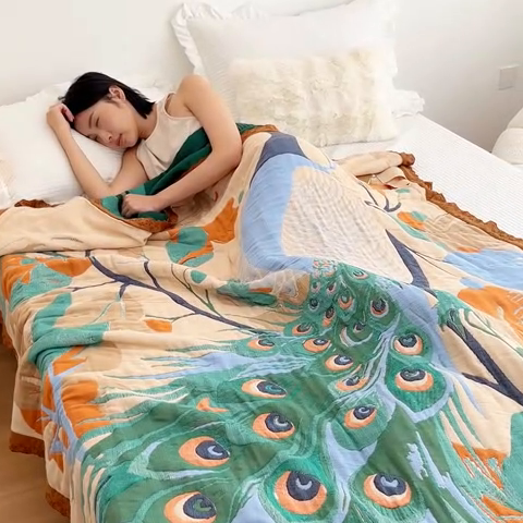 91家纺网 家纺一手货源 找家纺 乐家毛巾被 2024新款十层纱布泡芙被 花枝孔雀