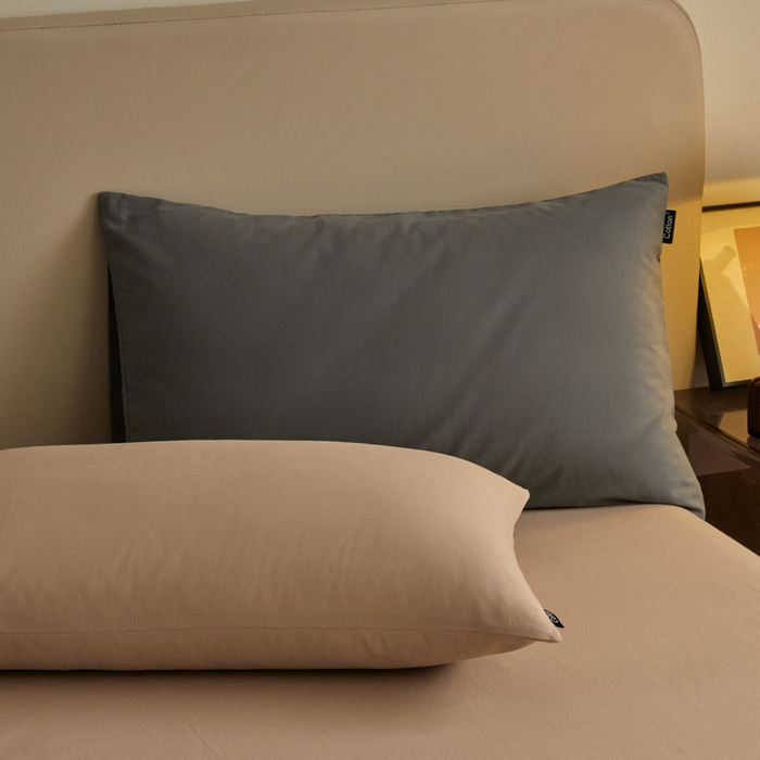 91家纺网 家纺一手货源 找家纺 涵宸家纺 2024新款全棉磨毛四件套纯厚系列（轻）-四件套 纯厚（高级灰+棕）