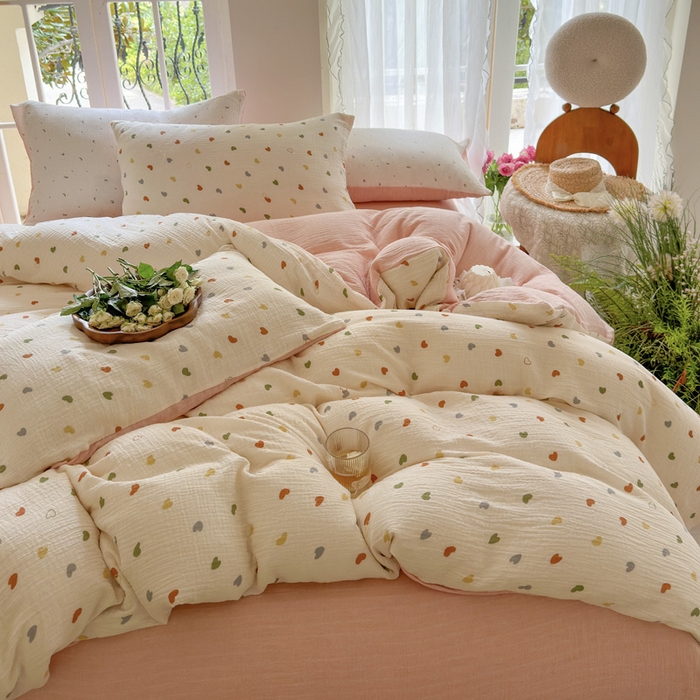 91家纺网 家纺一手货源 找家纺 木楌  2025新款全棉A类皱皱纱印花四件套 奶油爱心