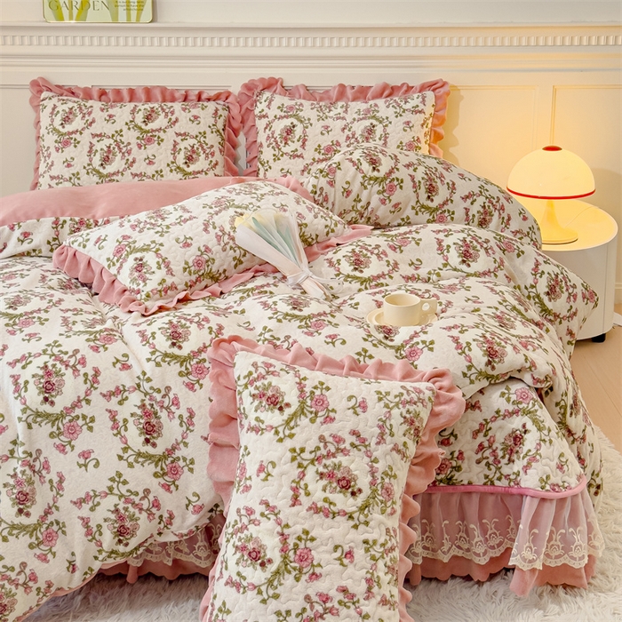 91家纺网 家纺一手货源 找家纺 铠畅 2025新款加厚牛奶绒床盖四件套 花语