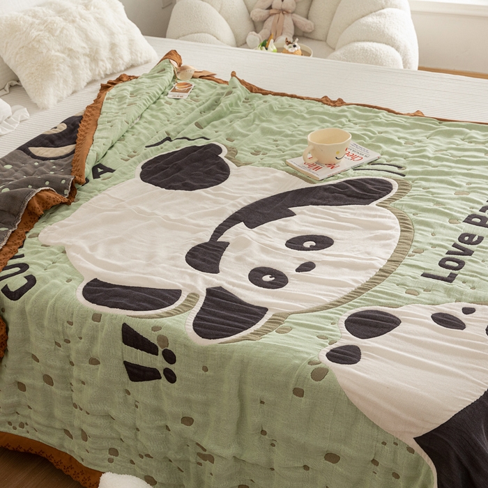 91家纺网 家纺一手货源 找家纺 乐家毛巾被 2024新款十层纱布泡芙被 绿地熊猫