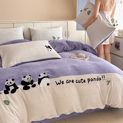 91家纺网 家纺一手货源 找家纺 （总）典曼家纺 2024新款A类牛奶绒刺绣四件套-胖达