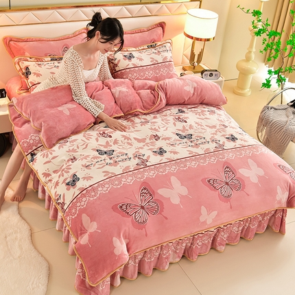 91家纺网 家纺一手货源 找家纺 沐妍家纺 2024新款7斤牛奶法莱绒金貂绒印花四件套 蝶恋