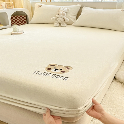 91家纺网 家纺一手货源 找家纺 （总）笙意家纺 2025新款牛奶绒卡通单品刺绣床笠