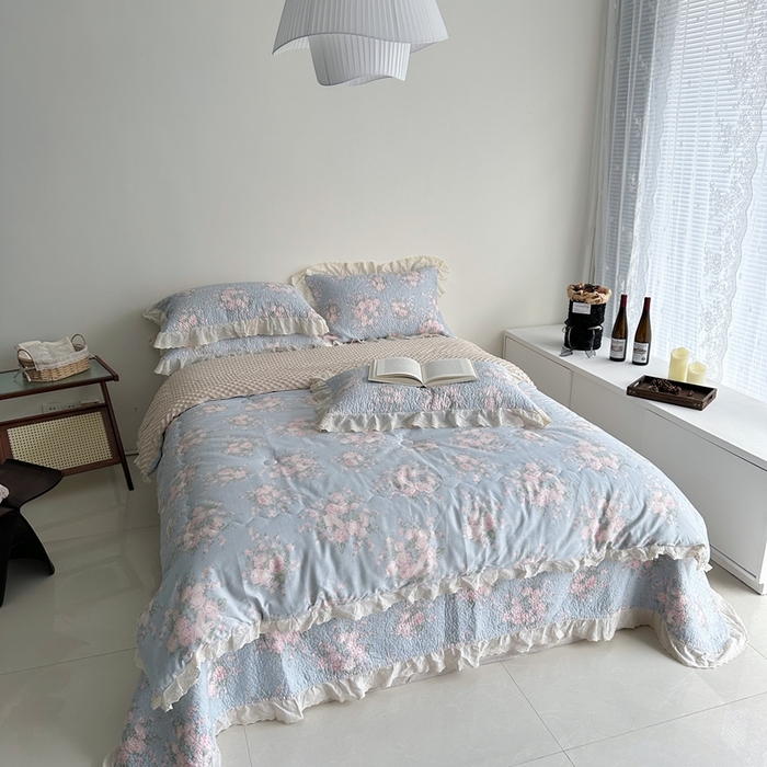 91家纺网 家纺一手货源 找家纺 佰织鑫家居 2024新款秋冬全棉法式床盖款豆豆被四件套 苏里南